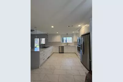 2925 Ridgewood Drive, Hurst, TX 76054 - Photo 9