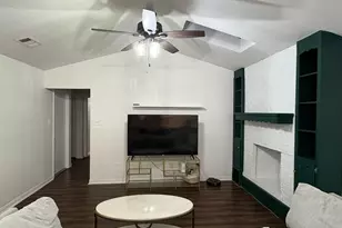 2925 Ridgewood Dr, Hurst, TX 76054 - Photo 3