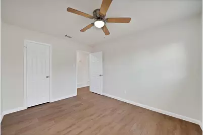 7805 Emerald Hills Way, North Richland Hills, TX 76180 - Photo 23