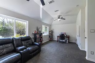 1706 Hollow Creek Ct, Garland, TX 75040 - Photo 23