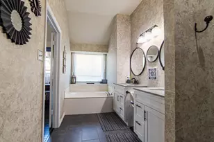 1706 Hollow Creek Ct, Garland, TX 75040 - Photo 31