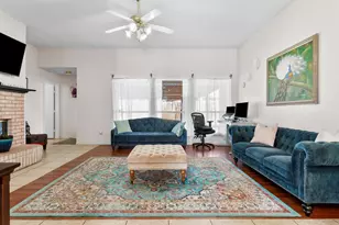 409 Huddleston Ct, Springtown, TX 76082 - Photo 7