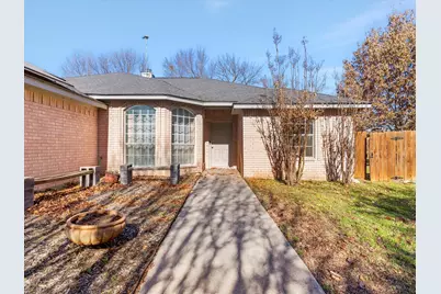 409 Huddleston Court, Springtown, TX 76082 - Photo 3