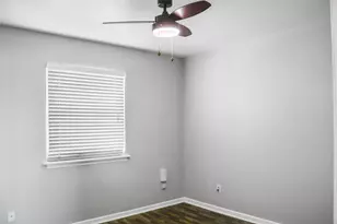 812 Jerry Ln, Bedford, TX 76022 - Photo 9