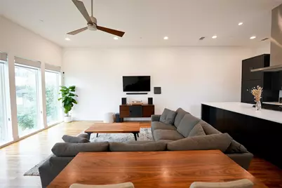 2203 Moser Avenue #106, Dallas, TX 75206 - Photo 5