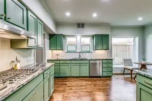 4429 Mockingbird Ln, Highland Park, TX 75205 - Photo 9