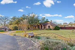 106 Manor Ct N, Willow Park, TX 76087 - Photo 3