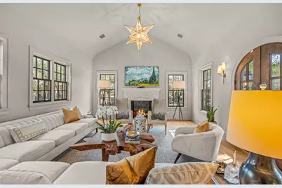 2336 Medford Court E, Fort Worth, TX 76109 - Photo 7