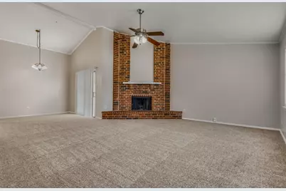 4500 Larner Street, The Colony, TX 75056 - Photo 11