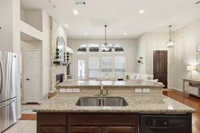 9136 Cottonwood Village Drive, Fort Worth, TX 76120 - Photo 9