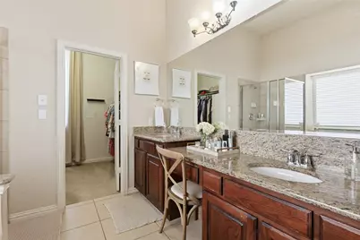 9136 Cottonwood Village Drive, Fort Worth, TX 76120 - Photo 13