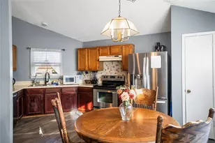 6404 Peggy Dr, Fort Worth, TX 76133 - Photo 7