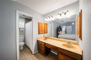 6404 Peggy Dr, Fort Worth, TX 76133 - Photo 15