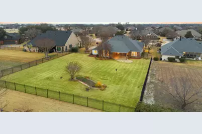 669 Brookhaven Court, Waxahachie, TX 75165 - Photo 37