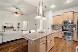 669 Brookhaven Ct, Waxahachie, TX 75165 - Photo 3