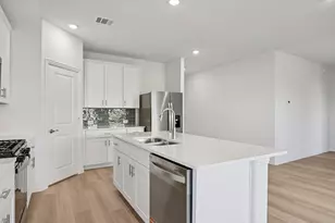 700 London Town Ln, Princeton, TX 75071 - Photo 7