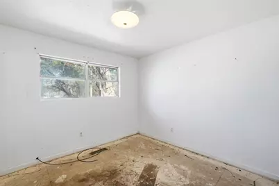 8701 Midway Drive, Woodway, TX 76712 - Photo 15