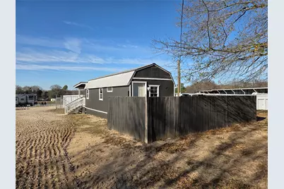 302 Carson Circle, Gun Barrel City, TX 75156 - Photo 5