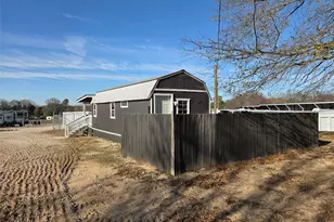 302 Carson Cir, Gun Barrel City, TX 75156 - Photo 5