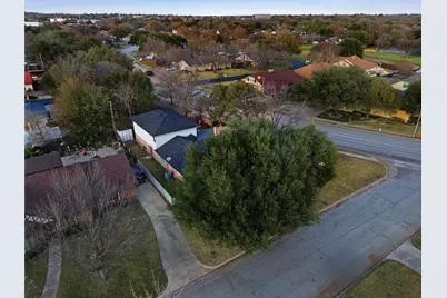 200 Hillview Drive, Hurst, TX 76054 - Photo 27