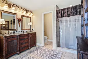 200 Hillview Dr, Hurst, TX 76054 - Photo 21