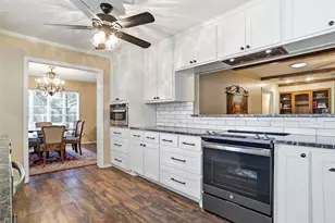 200 Hillview Dr, Hurst, TX 76054 - Photo 7