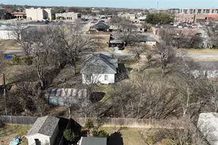 213 W Elred St, Burleson, TX 76028 - Photo 5