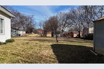 213 W Elred Street, Burleson, TX 76028 - Photo 19