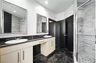 4414 Cedar Springs Rd, Dallas, TX 75219 - Photo 11