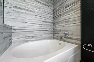 4414 Cedar Springs Rd, Dallas, TX 75219 - Photo 13