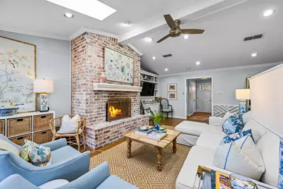 10623 Estate Lane, Dallas, TX 75238 - Photo 5