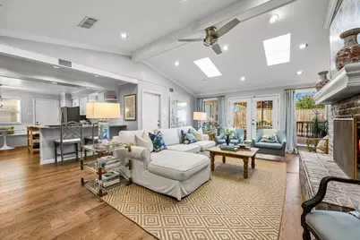 10623 Estate Lane, Dallas, TX 75238 - Photo 3