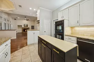 6502 Barclay Ln, Garland, TX 75044 - Photo 13