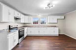 101 E Williams St, Bowie, TX 76230 - Photo 7