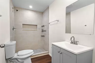 101 E Williams Street, Bowie, TX 76230 - Photo 9