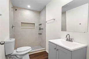 101 E Williams St, Bowie, TX 76230 - Photo 9