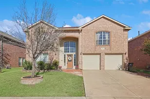 225 Quail Trail Ln, Arlington, TX 76002 - Photo 1