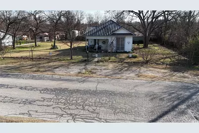 213 W Eldred Street #1, Burleson, TX 76028 - Photo 11