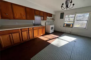 612 E Gandy St, Denison, TX 75021 - Photo 5