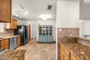 107 Springridge Ln, Euless, TX 76039 - Photo 17