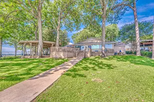 113 Crestwood Cir, Enchanted Oaks, TX 75156 - Photo 11