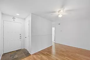 7522 Holly Hill Dr, Dallas, TX 75231 - Photo 5