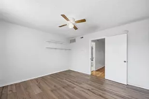 7522 Holly Hill Dr, Dallas, TX 75231 - Photo 11