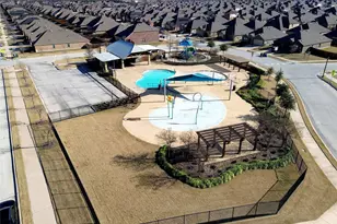 704 Saddle Club Way, Princeton, TX 75407 - Photo 29