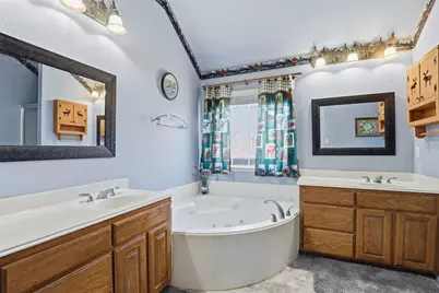 9940 Calf Meadows Lane, Fort Worth, TX 76126 - Photo 19