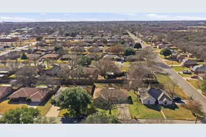 210 Maple Lane, Stephenville, TX 76401 - Photo 7