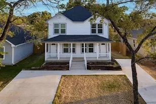 406 E Elm St, Denison, TX 75021 - Photo 3