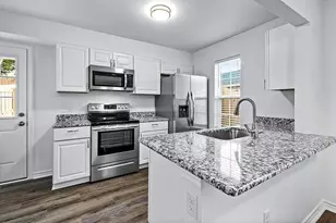 406 E Elm St, Denison, TX 75021 - Photo 5