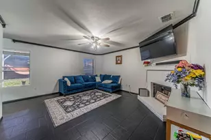 3119 Paolo Dr, Grand Prairie, TX 75052 - Photo 3