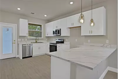 5620 Barkridge Drive, Granbury, TX 76048 - Photo 9